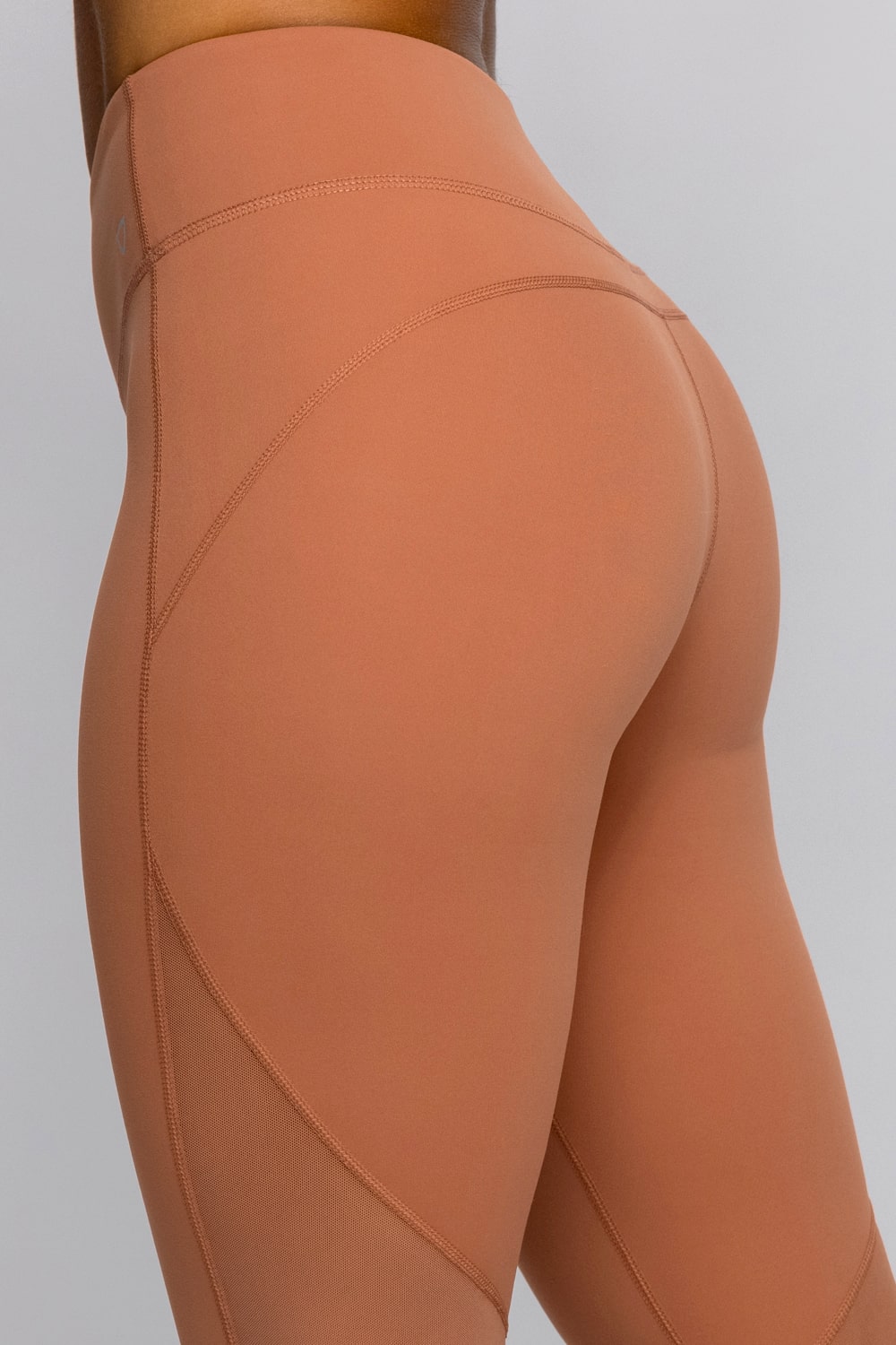 Luxana 7/8 Mesh Calves - Caramel