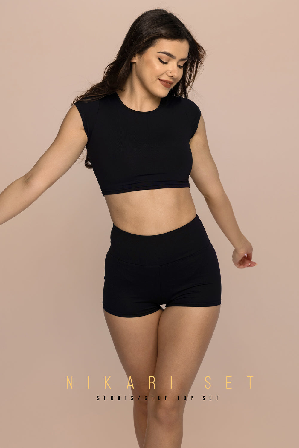 Nikari Crop Top - Black